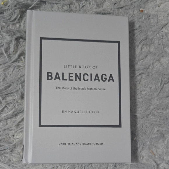 Little Book Of Balenciaga (BRAND NEW)✨️🩶✨️ - Picture 1 of 5